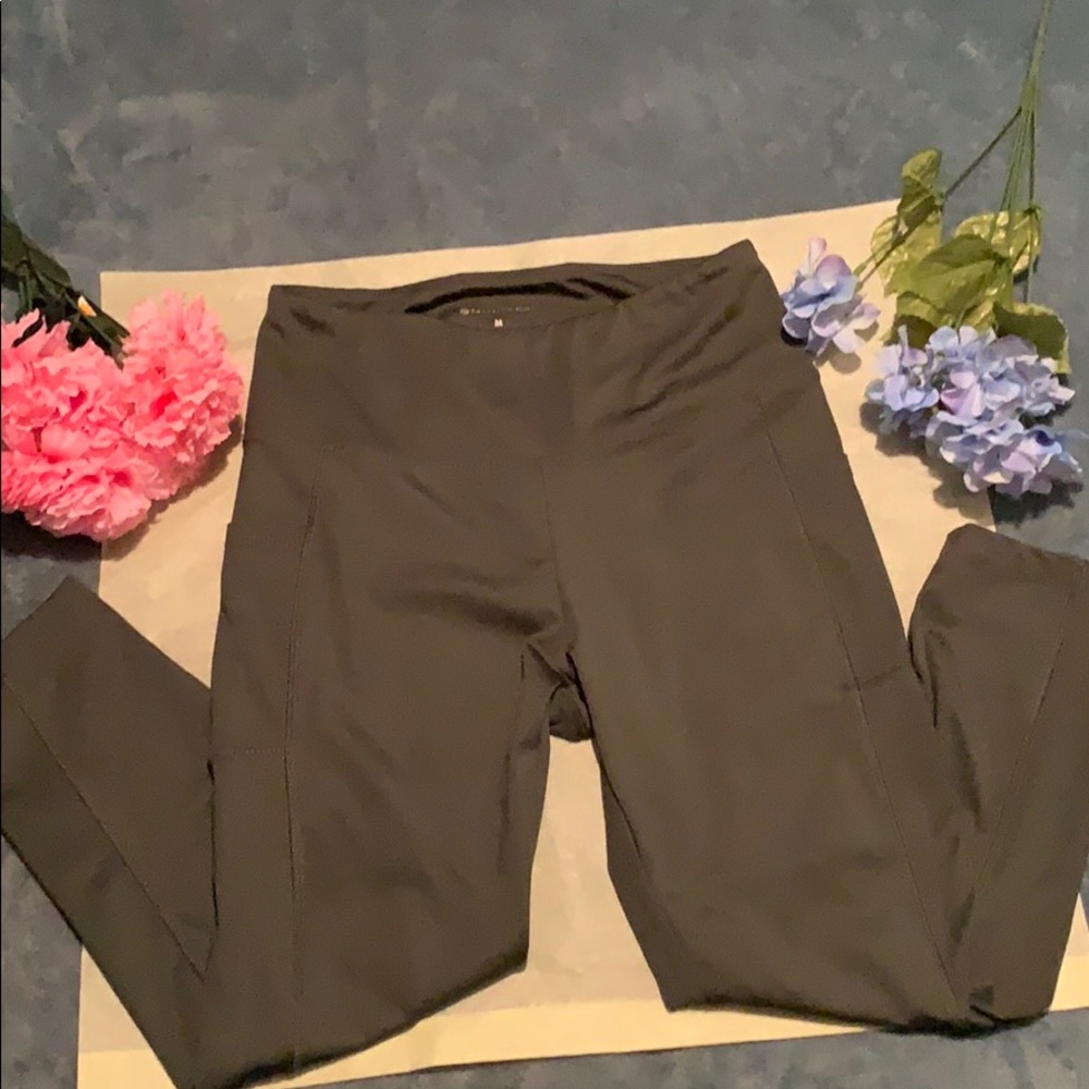 Bally Total Fitness workout leggings
